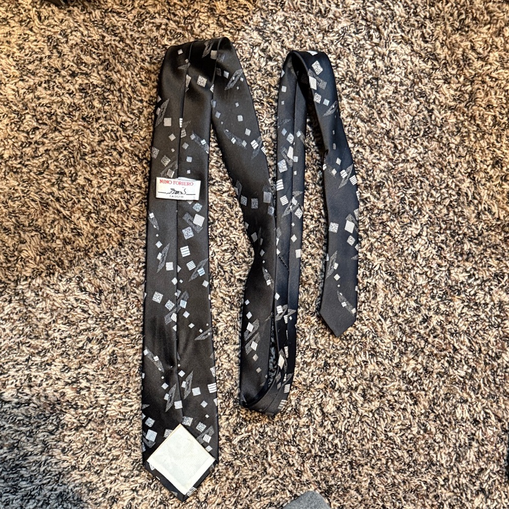 Nino Foriero Black Geometric Pattern Tie